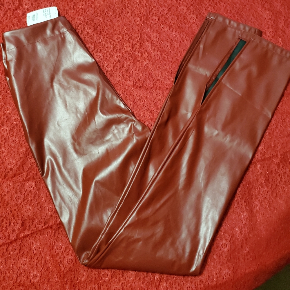 Suzanne Betro Fake Leather Red Pants Medium